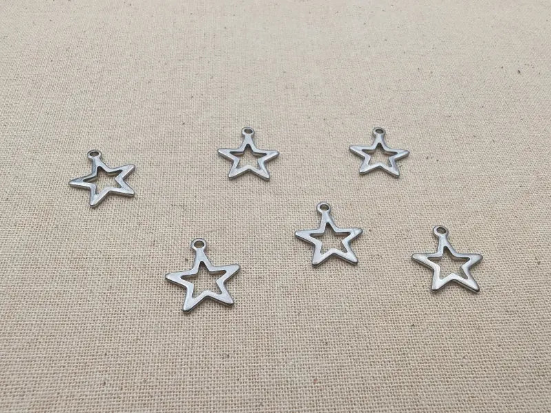 Breloques étoile en acier inoxydable 304 – Lot de 10 ou 20 Les Précieuses Perles