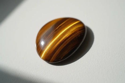 Comment reconnaître une vraie pierre oeil de tigre : guide complet