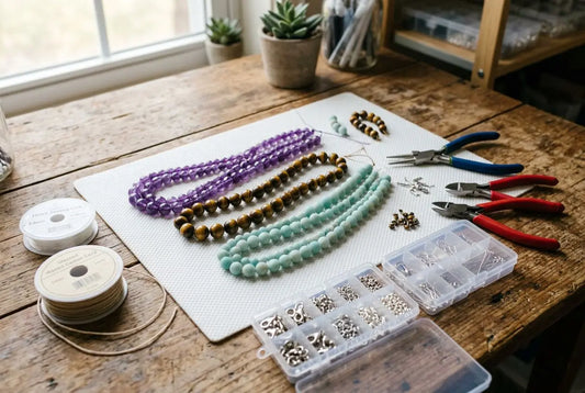 Comment débuter dans la création de bijoux : guide complet