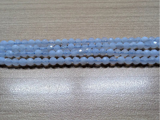 Agate dentelle bleue - 2-3 mm - Perles à facettes - Fil de 39 cm Les Précieuses Perles
