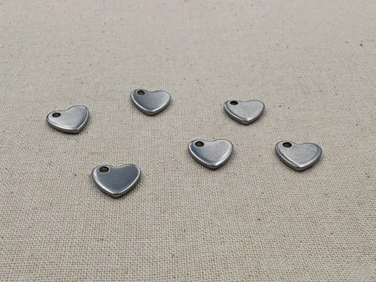 Breloques cœur en acier inoxydable 304 – Lot de 10 ou 20 Les Précieuses Perles