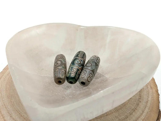 Agate - DZI Tibétaine 3 œil Les Précieuses Perles