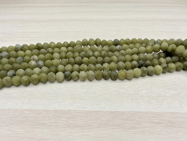 Peridot - 6x4 mm - Perles a facettes - Fil de 39 cm