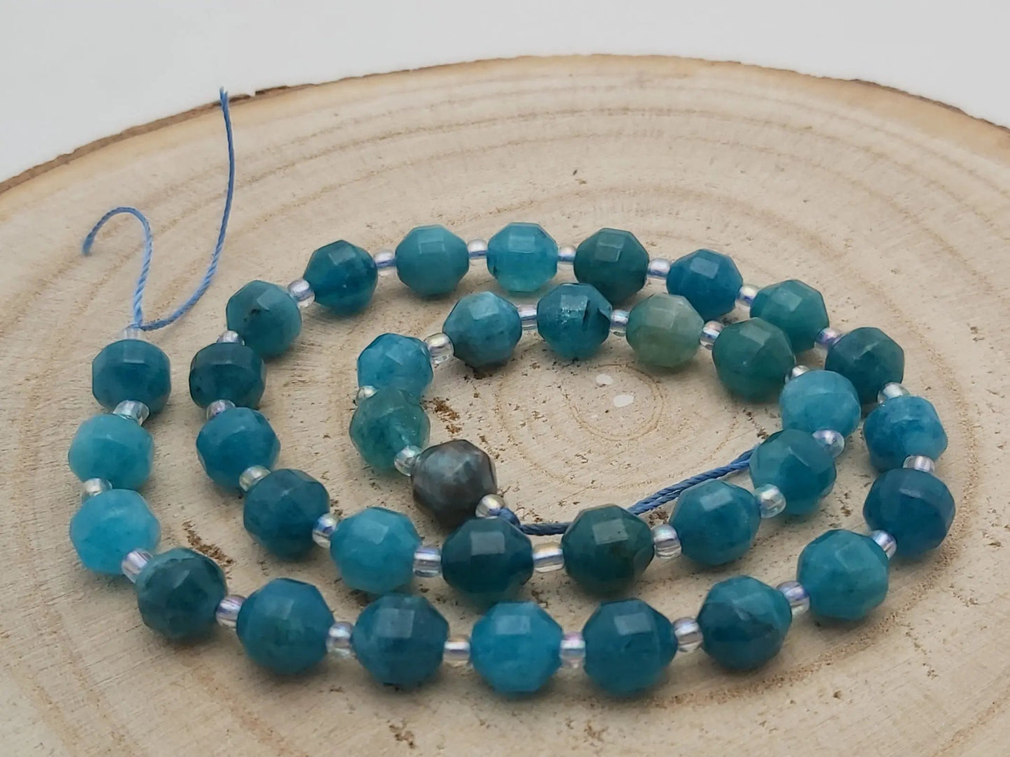 Dolomite cyan à facettes - 8 mm - 36 Perles Les Précieuses Perles