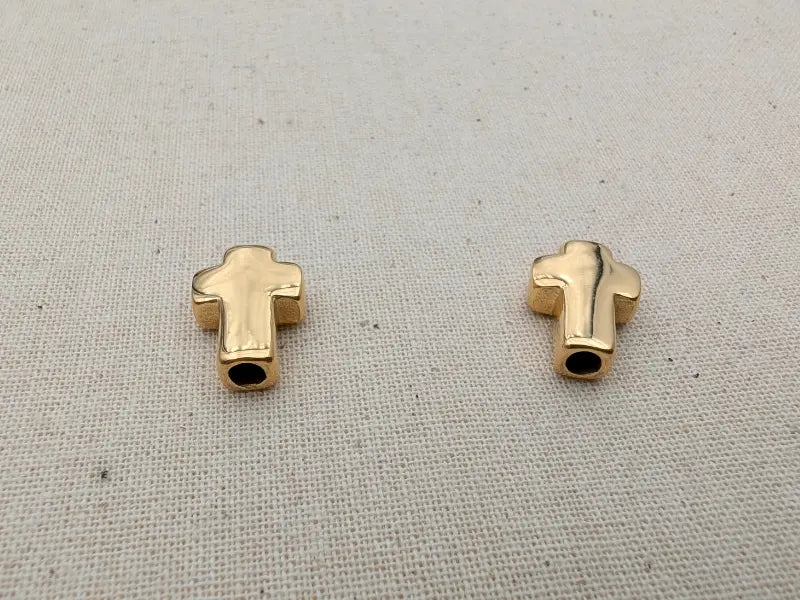 Perle Croix traversante 14 x 10 mm – Acier inoxydable 304 – Argenté, Doré ou Noir Les Précieuses Perles