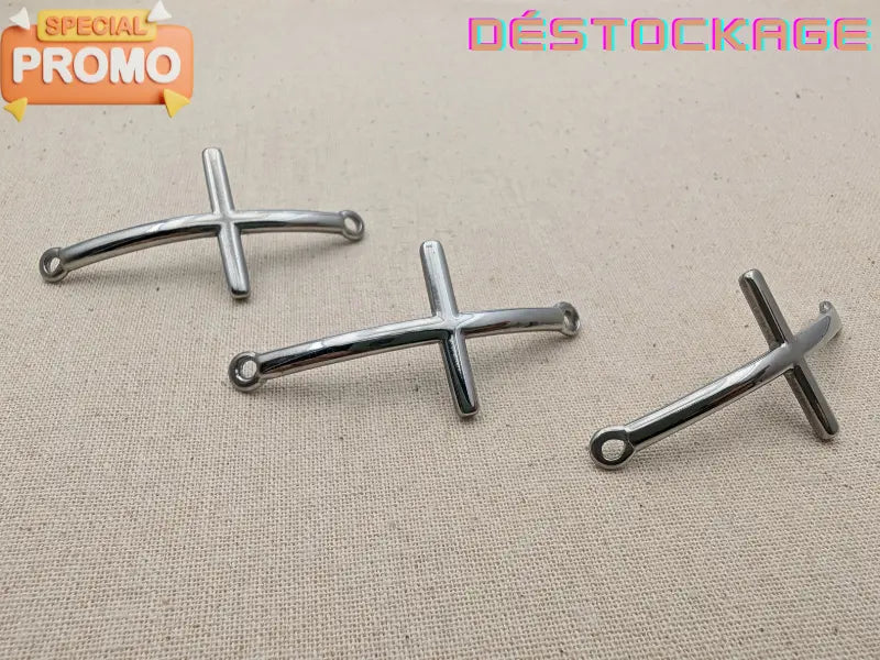Connecteur croix incurvée – Acier inoxydable 304 - 47 mm Les Précieuses Perles