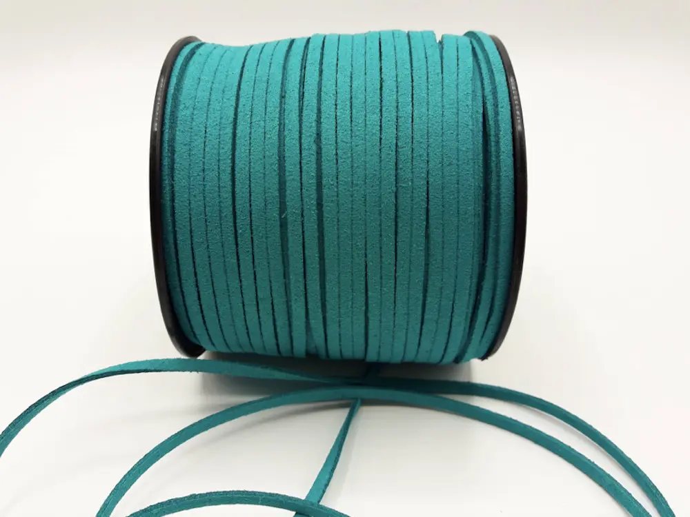 Cordon suédine Turquoise de 1,4 mm Les Précieuses Perles
