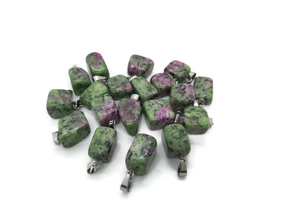 Pendentif pépite Rubis Zoisite - Bélière inox - 1 pièce Les Précieuses Perles