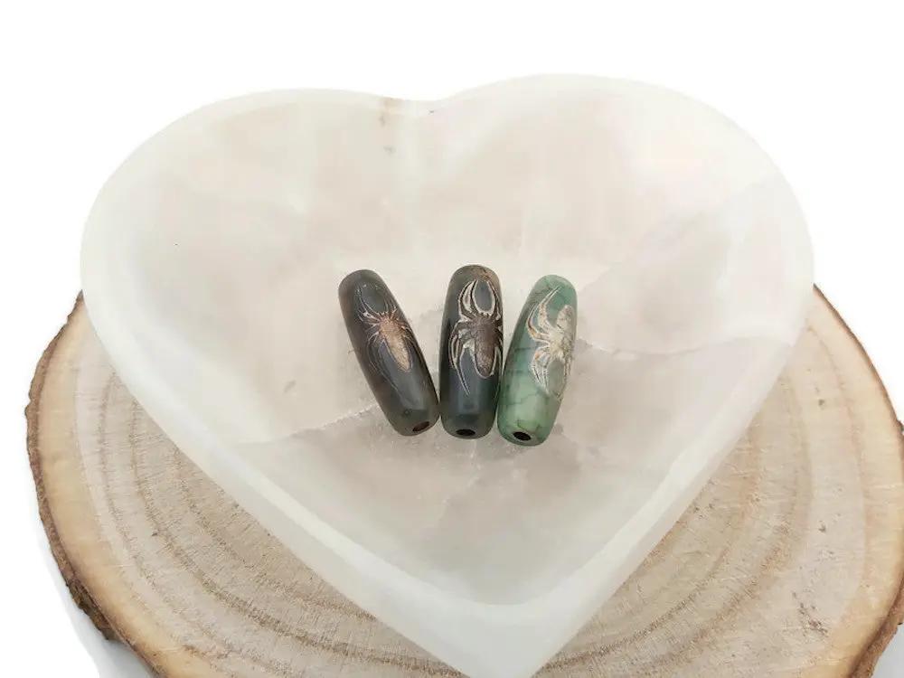 Agate - DZI Tibétaine longévité et araignée Les Précieuses Perles