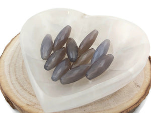 Agate grise - Grains de riz à facettes
