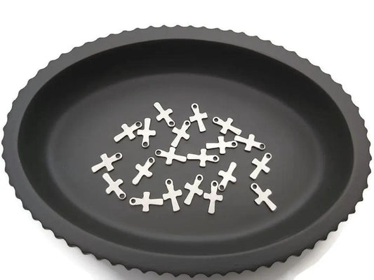 Breloque croix inox - Lot de 10/20 Les Précieuses Perles