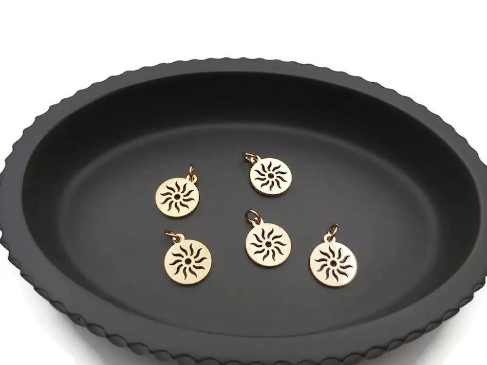 Breloque Soleil - Inox doré - Lot de 5/10 Les Précieuses Perles