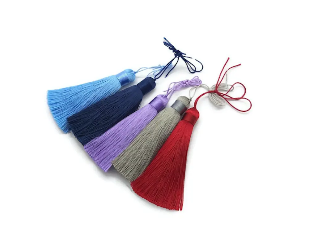 Pompons - 8 x 1,30 cm - Lot de 5 Les Précieuses Perles